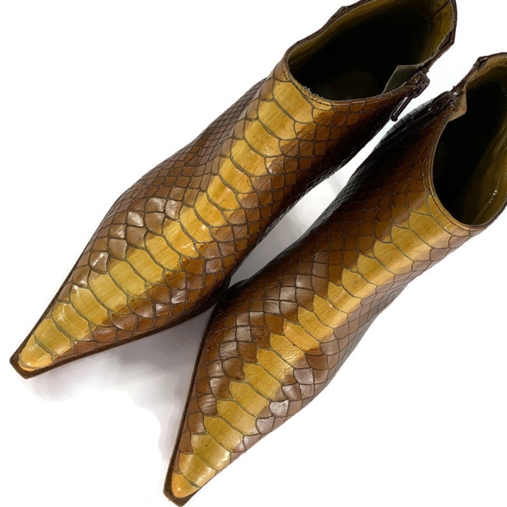 Kenneth Cole Snake Pattern Ankle Boots Size 8.5M - Picture 4 of 12